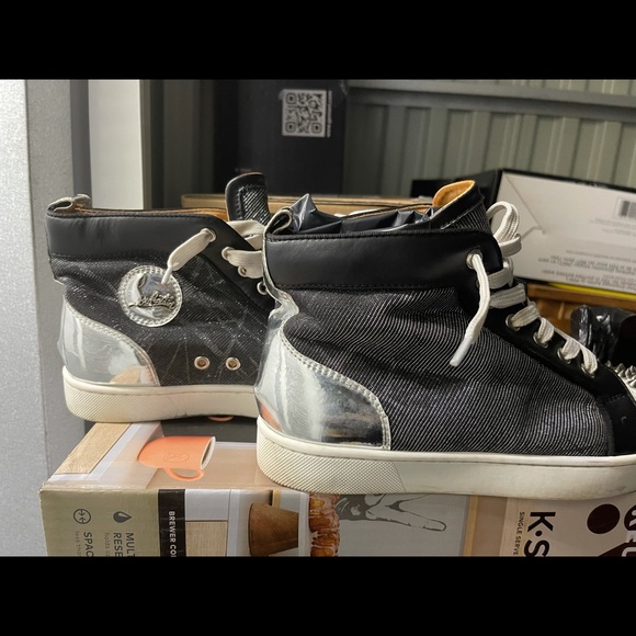 LV sneaker red bottoms - Picture 3 of 8